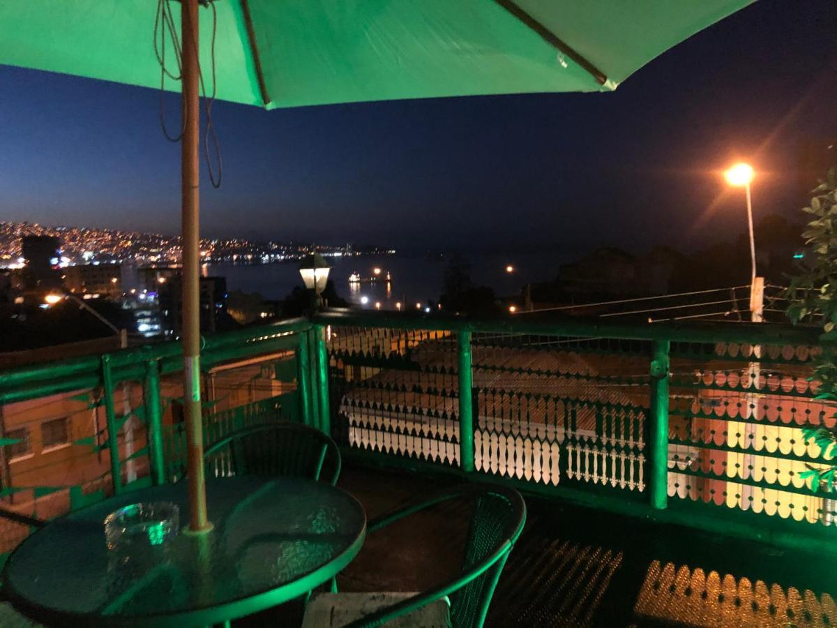 Valpo Arte Hostel บัลปาราอีโซ ภายนอก รูปภาพ